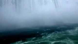 ナイアガラ 霧の乙女号改めHornblower Niagara Cruise(I tried Hornblower Niagara Cruise)