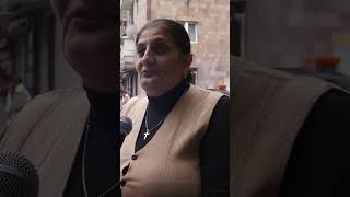 Որ ինչ որ մեկը Նիկոլին բան էր ասում... ///Լրաբեր