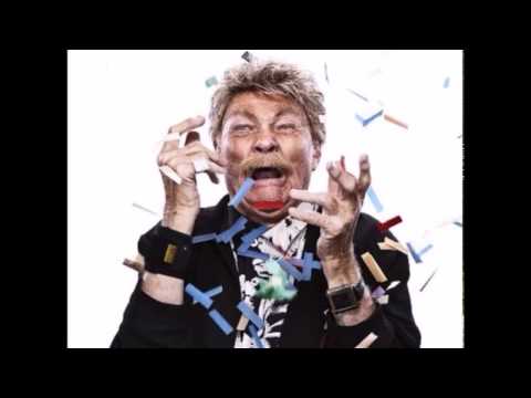 Giant Beastcast Ep. 88 - The Infamous Dennis Hopper/Rip Taylor Feud