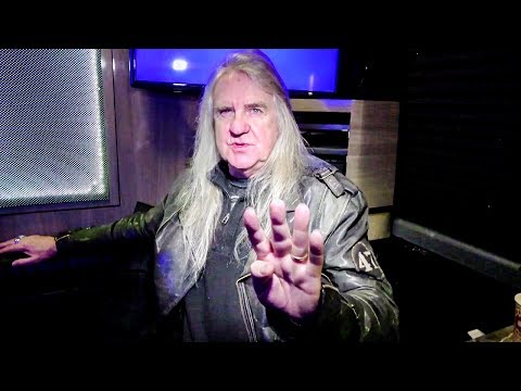 Saxon's Biff Byford - TOUR TIPS (Top 5) Ep. 704