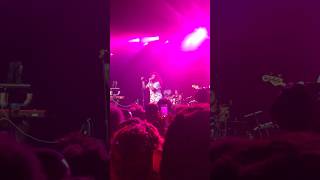 SZA - Warm Winds (Dallas, TX 07/12/2015)