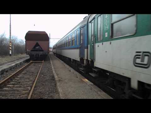 Příjezd vlaku Os 6816 (ČD 163.259) - Bohosudov, 1. 2. 2013
