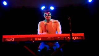 Tim Halperin She Runs