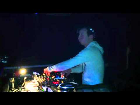03-03-2012 Minox DJ @ F-Club, LJ - INTRO