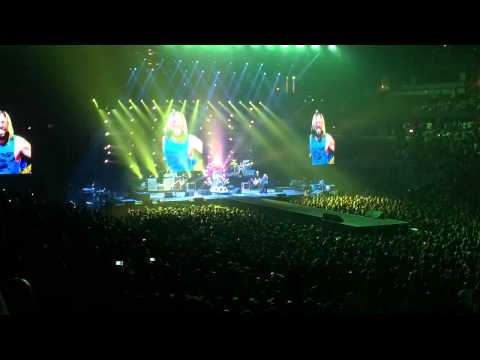 Foo Fighters  cover Rush "Tom Sawyer"  with Yes singer Jon Davison Honda Center 9/19/15