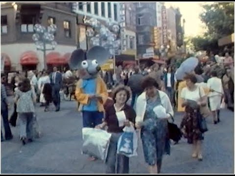 Wiesbaden 1978  - Fußgängerzone, Rathaus, Marktbrunnen,  Party mit Bill Ramsey - Nostalgie pur