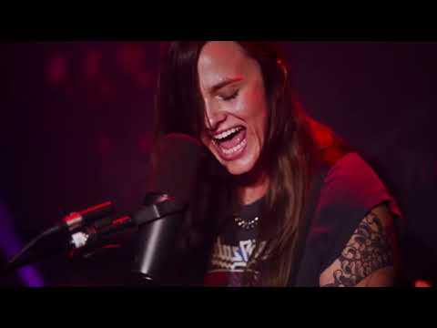 Emily Wolfe - The Slider (live at The Recording Conservatory of Austin)