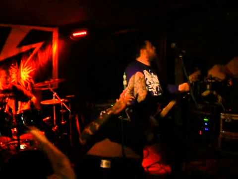 See You In Hell  9.3.2013 Brno - Yacht club  foto Syky