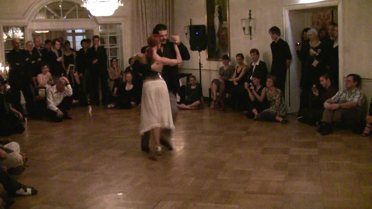 Claudia Jacobsen y Diego Riemer - Enrique Rodríguez - Danza Maligna