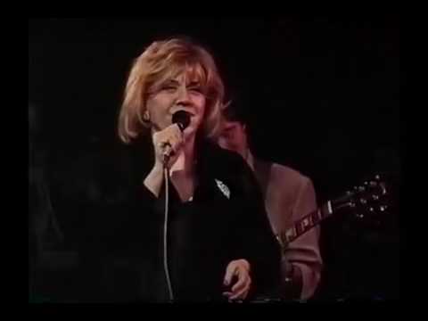 Helen Merrill  - Autumn Leaves (Live)