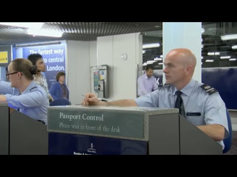 UK Border Patrol Agency Plays Cat & Mouse with Smugglers! | Locked Up Abroad | Borders