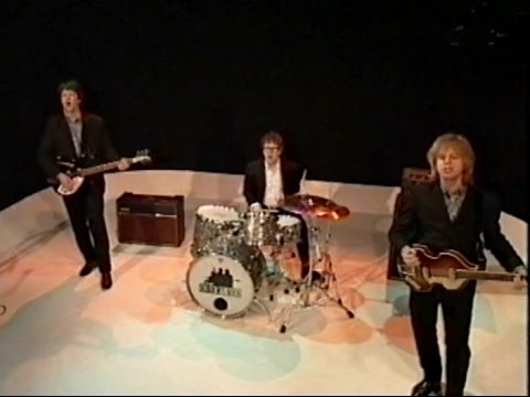 The Overtures - Hole In The Ground (2002)