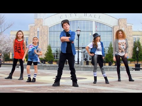 Kanye West - Clique (Haschak Sisters & MattyBRaps Cover)