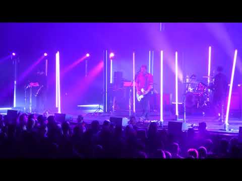 Queens of the Stone Age (You Can't Quit Me Baby) Pacific Coliseum, Van. BC Jan. 24/18