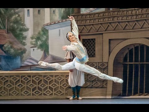 BOLSOI BALLET MALE PRIME DANCER - Egor Gerashchenko