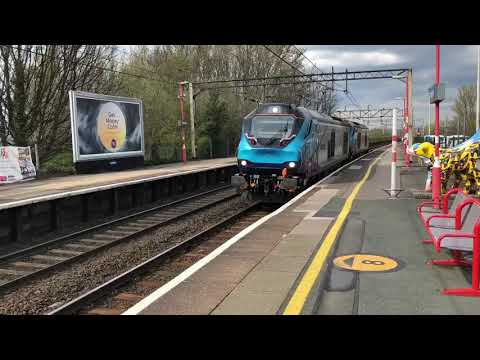 Transpennine express 68028 and 68019 passing through Runcorn on a test run back to Crewe