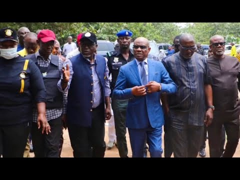 Abuja Workers chased Wike Out of Office, he ran like a soldier