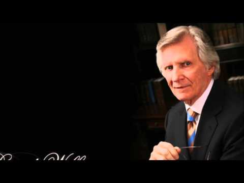 David Wilkerson - What Does It Mean to Walk in the Spirit | Full Sermon