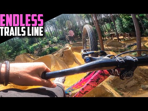 RIDING THIS ENDLESS DIRT JUMP LINE FEELS INSANE!!