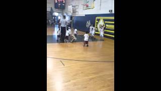 Apple Jack shows u how to strut off the court