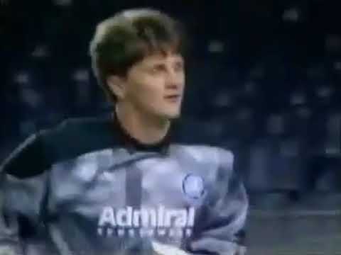 VfB Stuttgart vs Leeds United | Full Match | Champions League 1992/93
