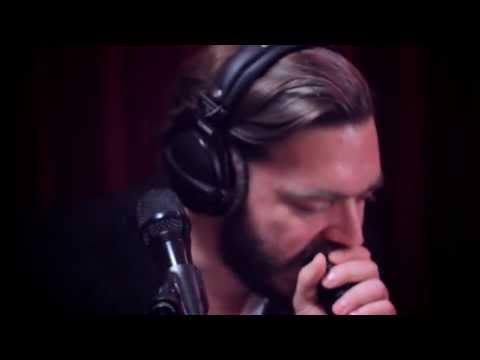 Studio Brussel: Stan Lee Cole feat. Mira - Separated (Live)