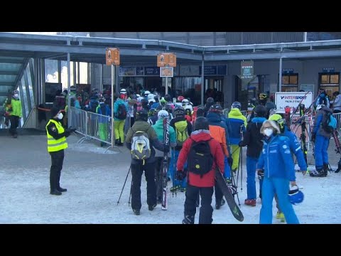 En Autriche, les skieurs déconfinent en plein confinement