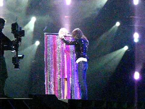 ESCKAZ live in Dusseldorf: Daria - Celebrate (Croatia) First rehersal