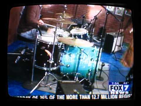 Bankrupt and the Borrowers - I Love You Baby live on FOX Austin