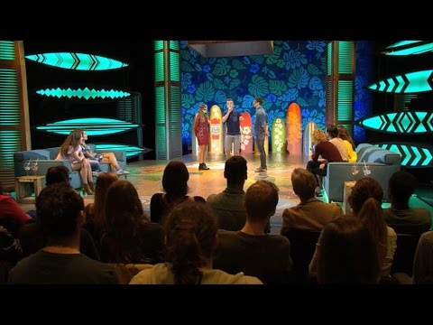 Koen herkent zijn eigen vrouw niet meteen. | Is er Wifi in Tahiti? | VTM