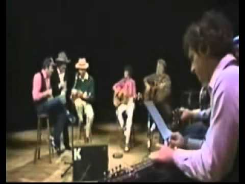 Love Is On A Roll L@@K ROGER COOK and JOHN PRINE on Bobby Bare show 1983