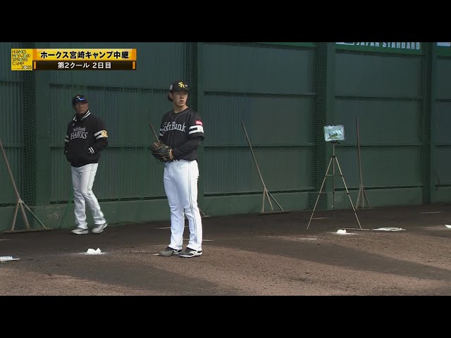 【春季キャンプ】鍛え上げた下半身にも注目!! 小久保裕紀監督が見守る中ホークス・岩井俊介がブルペン投球!!  2025年2月7日 福岡ソフトバンクホークス