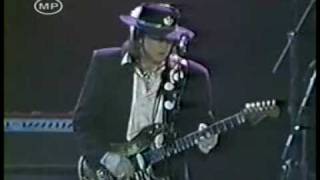Stevie Ray Vaughan ~ Lookin&#39; Out the Window