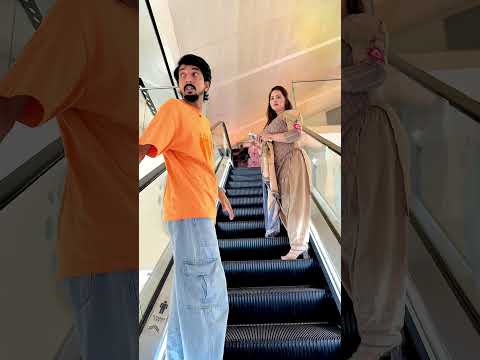 Staris prank cute girl reaction 😂  #rjprank #funny #prankvideo #comedy #shortvideo #shorts