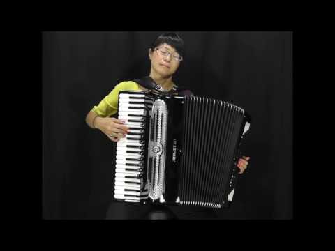 Giulietti USA Accordions Classic 127 featuring Marié Abe