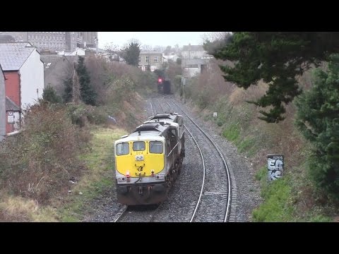 073 hauling 074 & 080 Light Engine at Claude Road and St. Columba's Road, Dublin