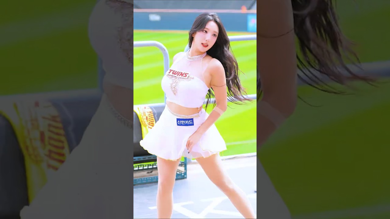 [하이라이트]????긴생머리에서 웨이브로 변신????"러브어택"????서여진 Seo Yeojin 치어리더 직캠 fancam