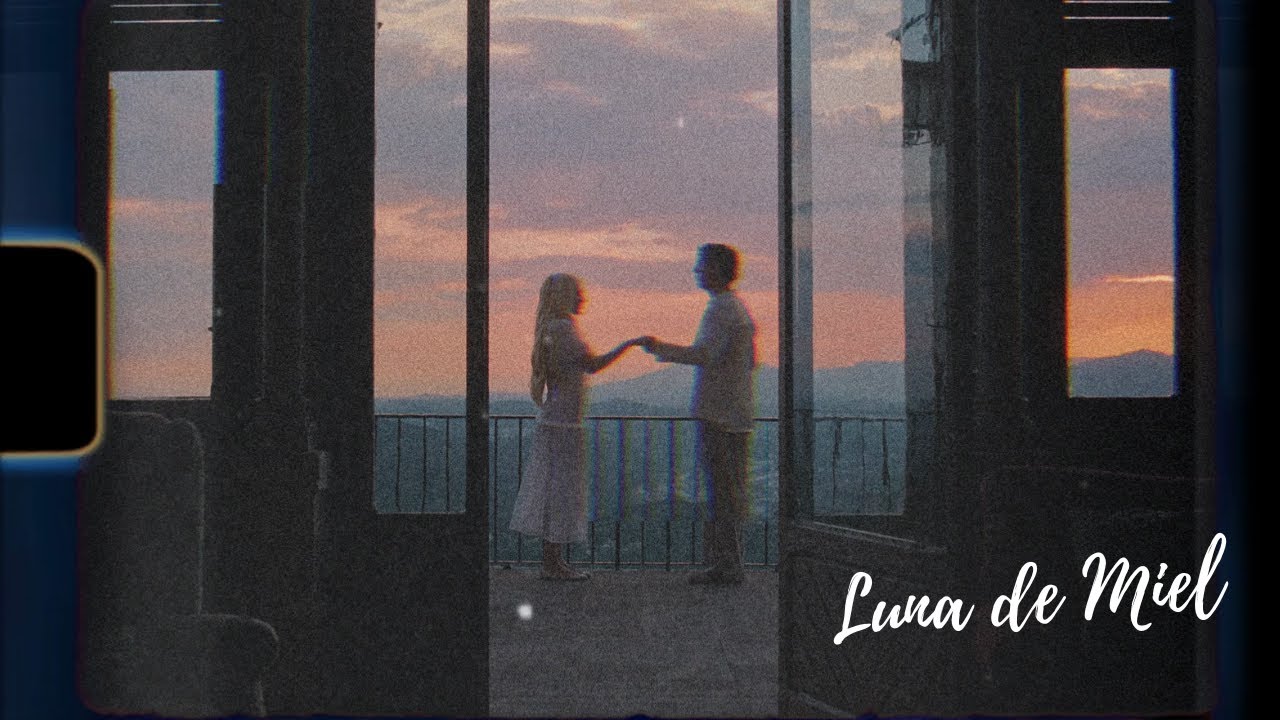 ELENA ROSE, Rawayana - Luna de Miel (Lyric Video)