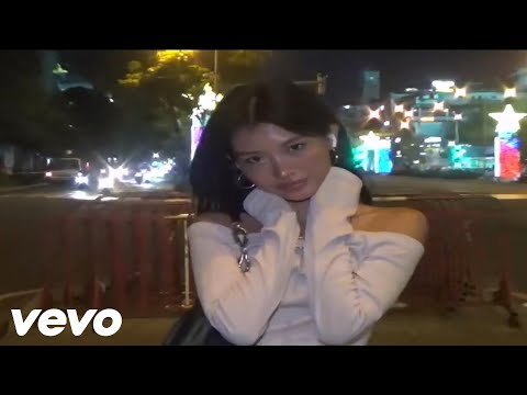 PLAYBOI CARTI ~ HIGH (PROD. YUGEN)