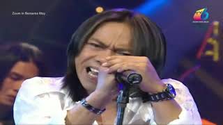 Download lagu May - Cintamu Mekar Di Hati (Zoom In Bersama May 2007) mp3