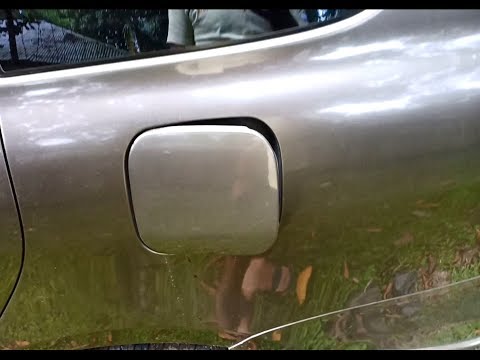 How to open or Close Fuel Tank/ Petrol Tank in a Car।। গাড়ির ফুয়েল ট্যাংক কিভাবে খুলবেন/ বন্ধ করবেন Video