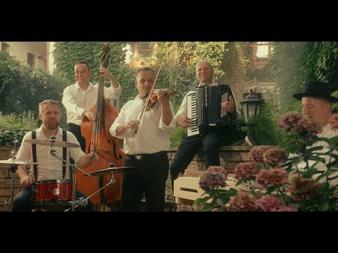 Sokoly - Ja si len tak spievam (Oficiálny videoklip)