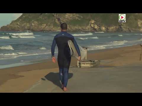 BASQUE COUNTRY |  🏄‍♂️ SURFING Zarautz Beach -  NEW YORK EUSKADI TV 🇺🇸