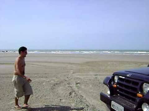 Cavalo de pau 2 em Ponta do Mel - RN Paiakan, Geilson e Lucas...