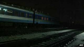 preview picture of video 'Velaro RUS #7 (feat. TEP70BS-089 & DER-003) arrives in St.-Petersburg 17-Nov-2009'