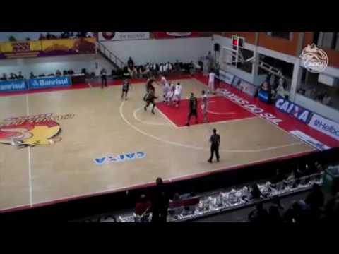 La mano de Fernando Calvi (Mogi das Cruzes)