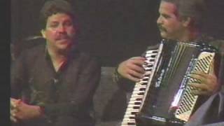 Otto Serge y Rafael Ricardo - El Mochuelo - en Vivo- Presentado por Jimmy Salcedo, 1.983
