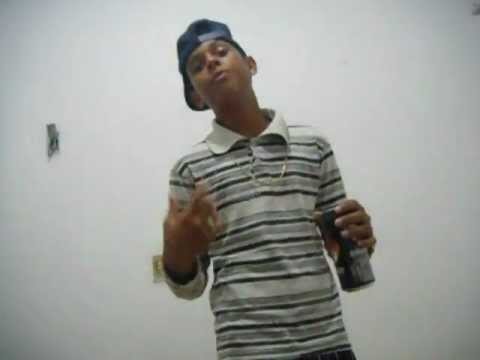 Mc deca e mc batata com musica nova (vem com nós novinha vem).