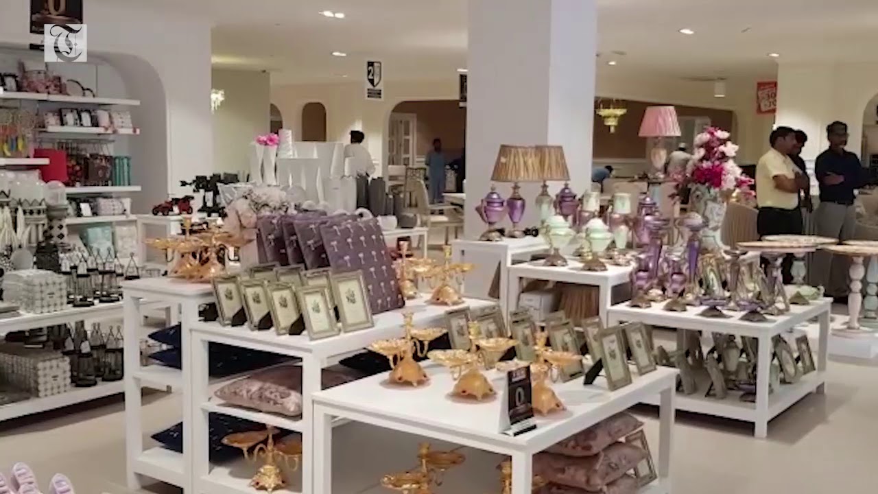 Pan Emirates opens its first store in Salalah Times of Oman