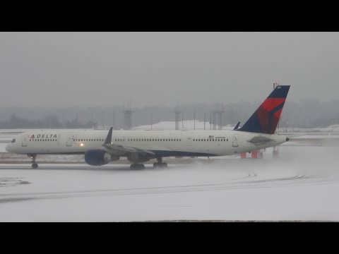 Delta 2668 Rejected Takeoff Due to Engine Failure/Fire & Evacuation